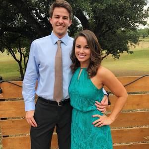 Meet your Posher, Alissa